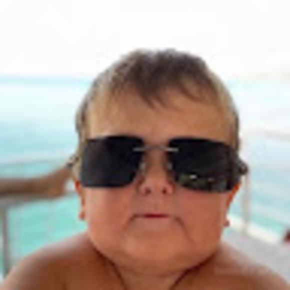 Meet your Posher, Tess - Picture 1 of 1